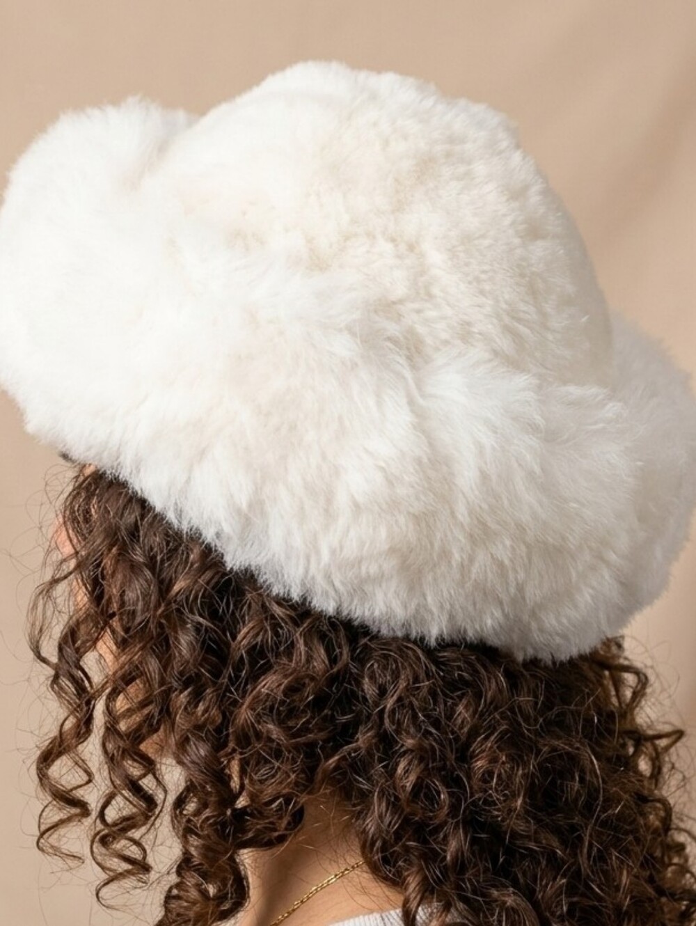 Premium White Alpaca Fur Bucket Hat NWOT